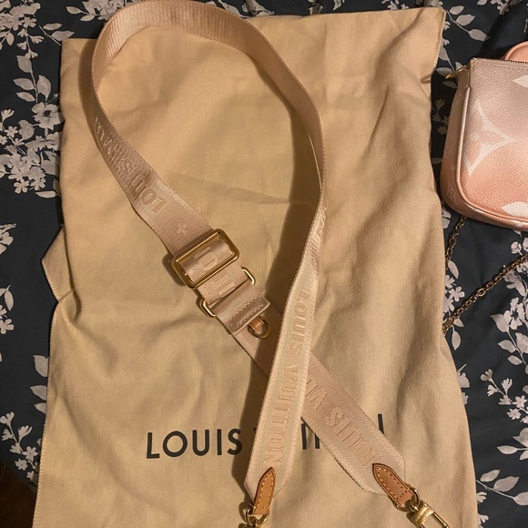 Limited edition Louis Vuitton  by The Pool Multi Pochette Accessoires - Picture 4 of 13